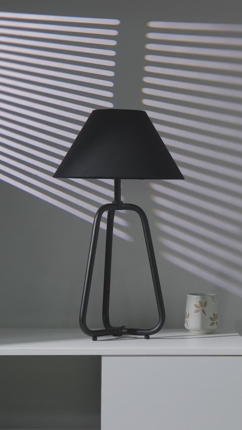 color-Solid Black