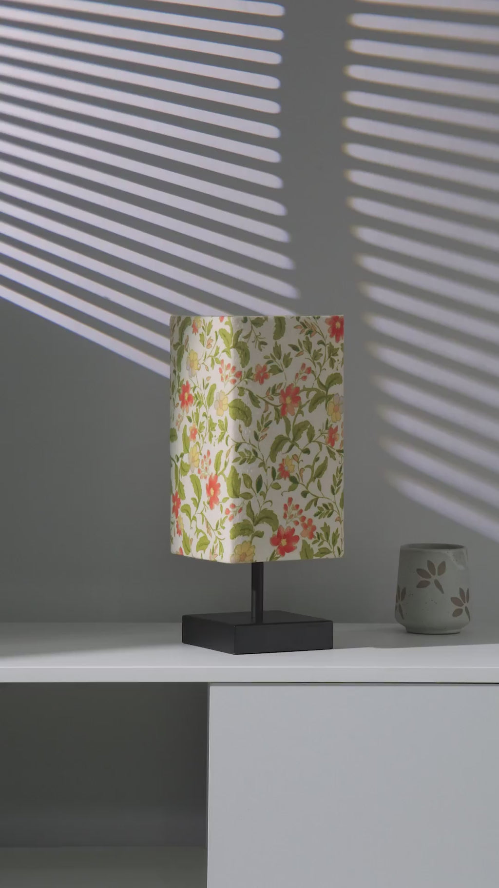 color-Vintage Floral