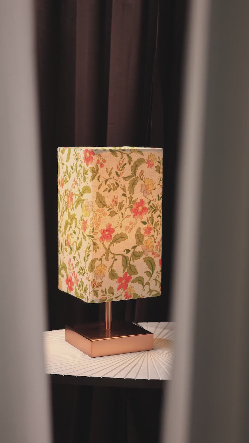 color-Vintage Floral