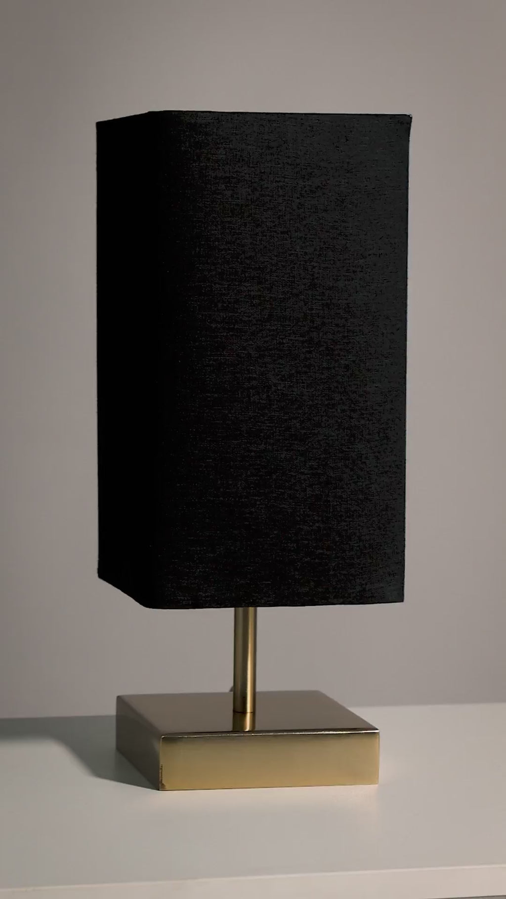 color-Solid Black