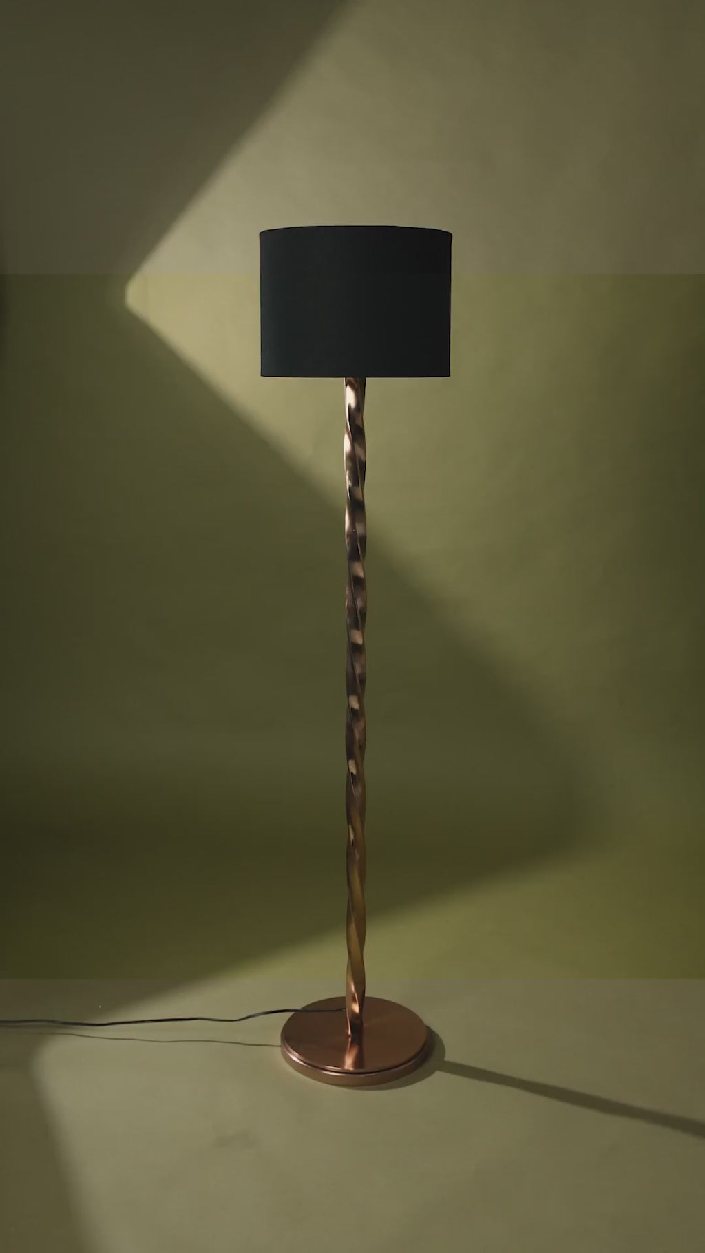 color-Solid Black