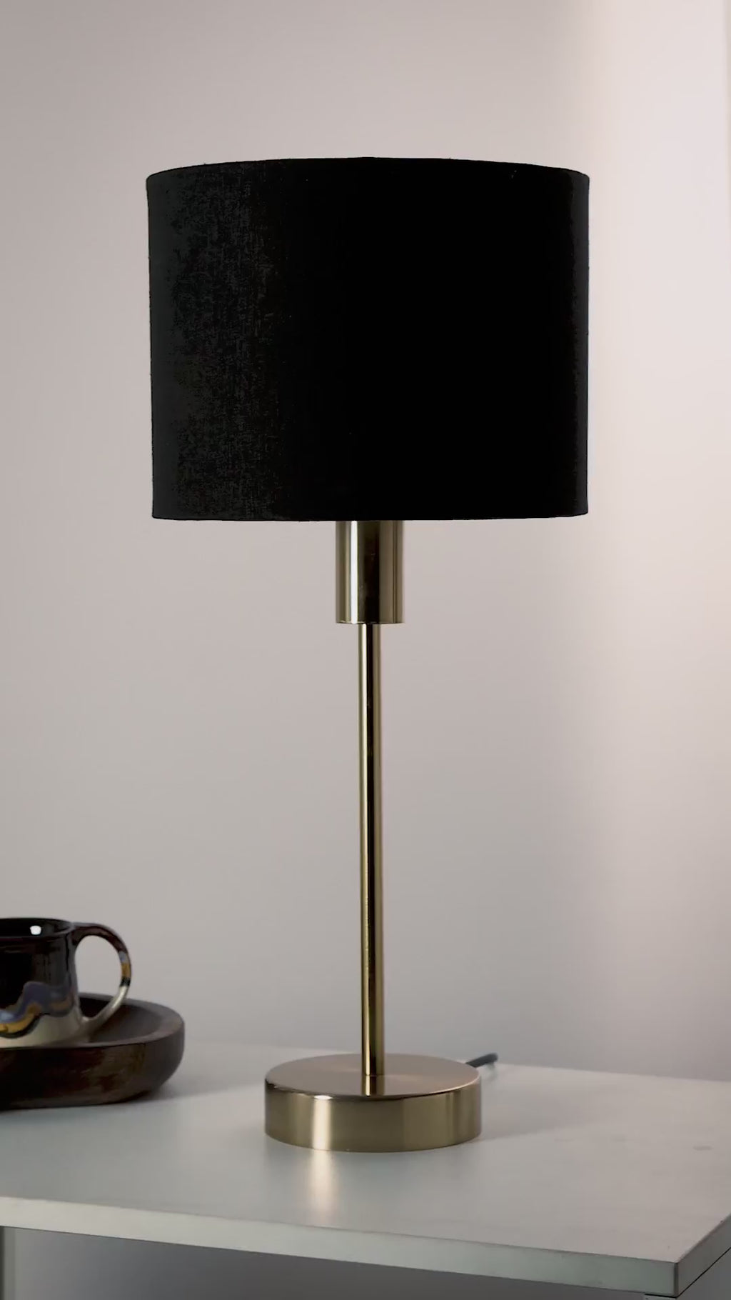 color-Solid Black