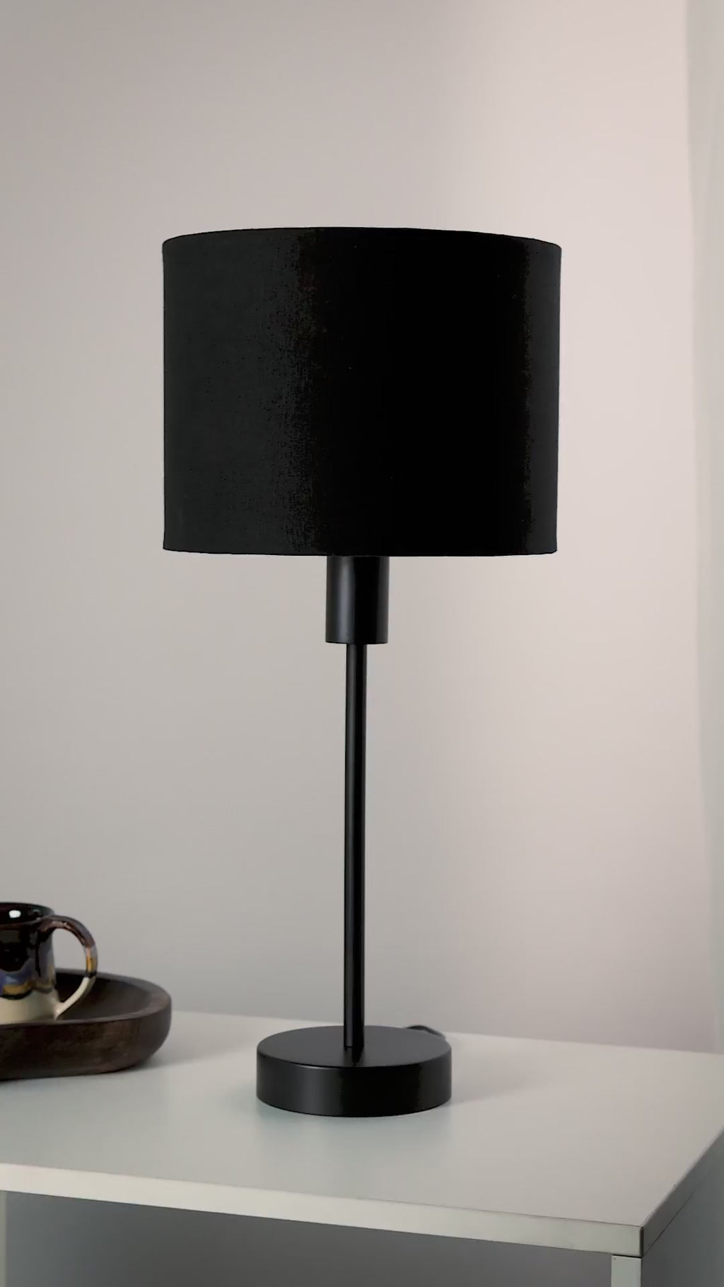 color-Solid Black