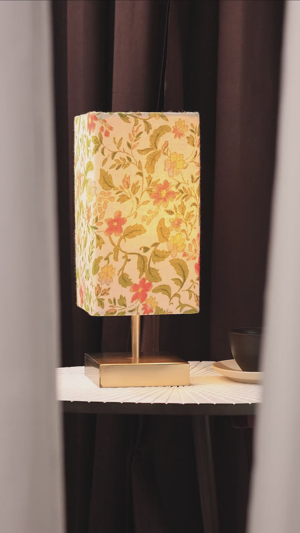 color-Vintage Floral